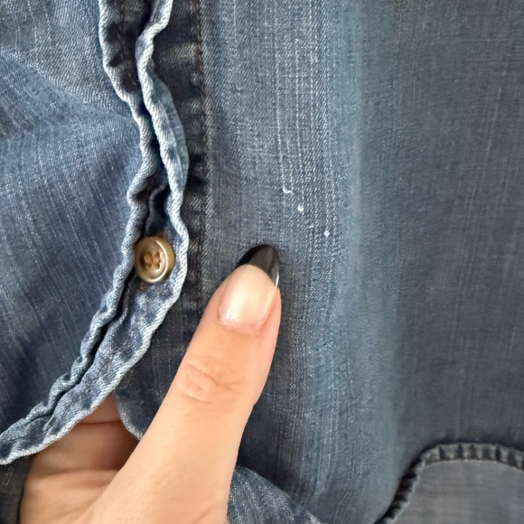 Velvet Heart 100% Tencel Lightweight Floral Denim Shirt, size large. - Picture 10 of 10